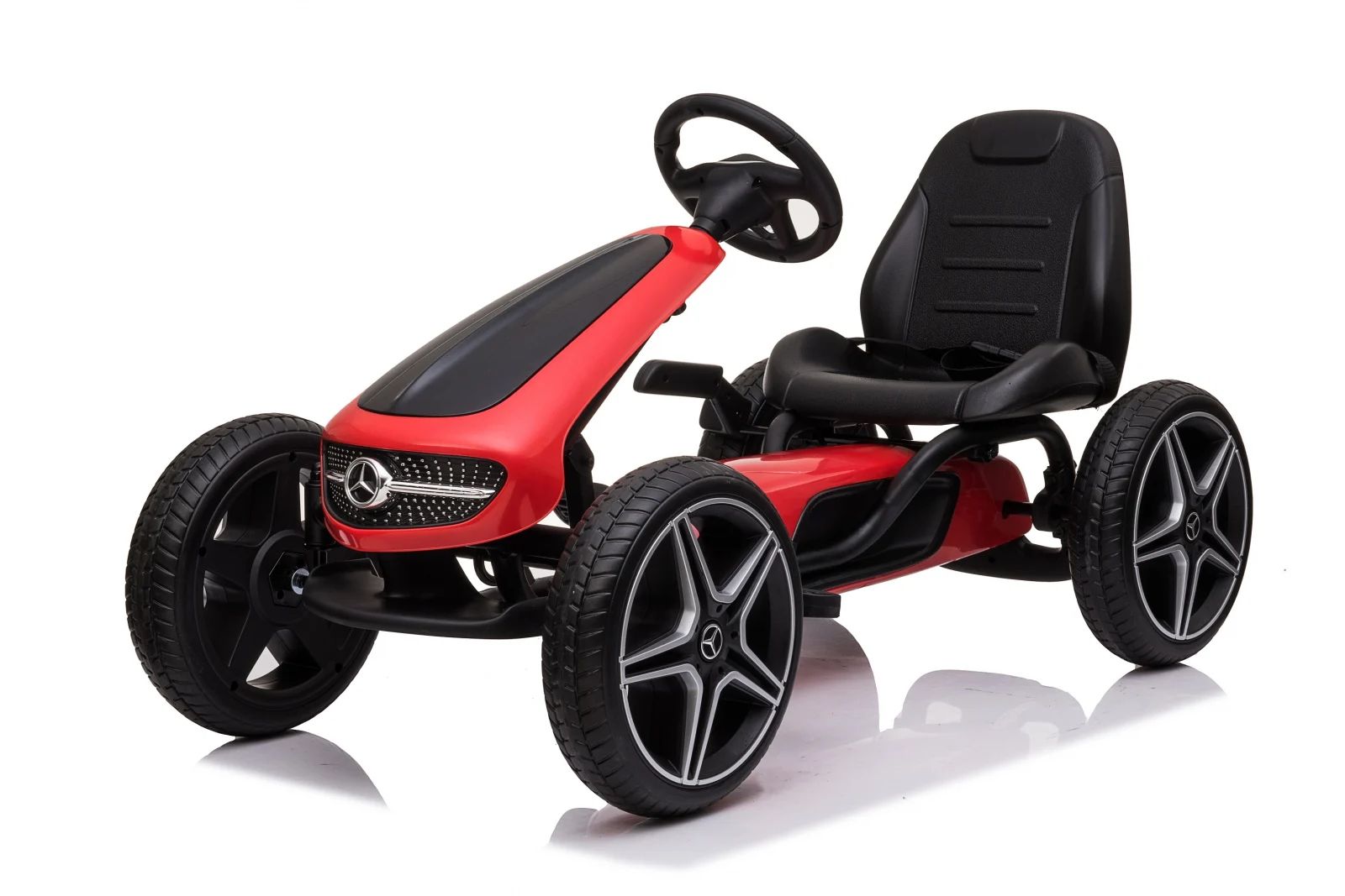 Kart cu pedale Mercedes, roti din cauciuc solid, scaun reglabil, centura de siguranta, rosu